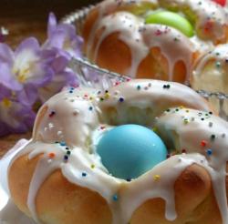 The image for FAMILIES BAKE: EASTER BREAD BAKING CLASS